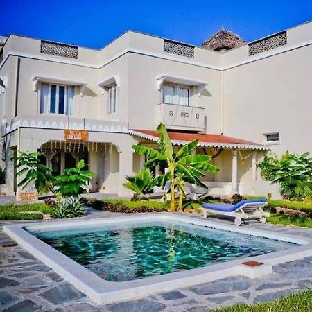 White Villa - Paparemo Beach Watamu Luaran gambar